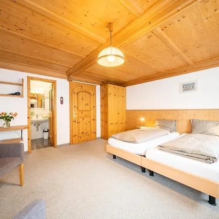 Estalagem Chasa Allegra *