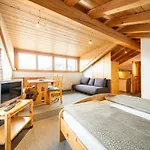 Chasa Allegra Inn
