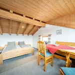 Chasa Allegra Inn *